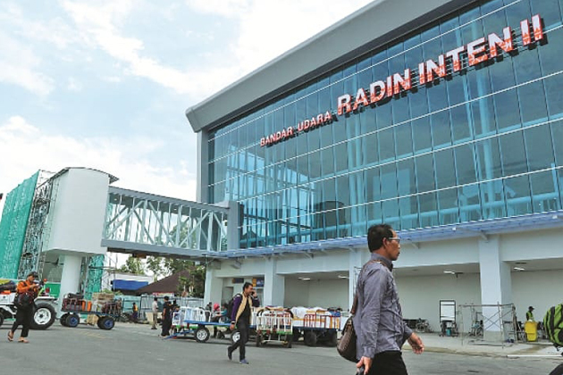 Bandara Radin Inten II