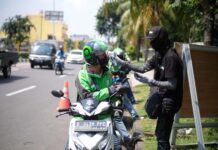 Gabungan Ojol dan Kurir Se-Jabodetabek Gelar Demo