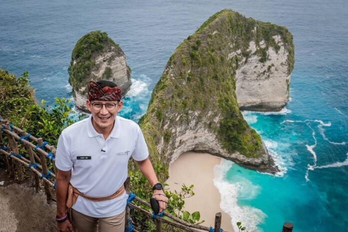 FOTO 19 September_Sandiaga nusa penida
