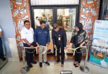 KAI Resmikan Teras UMK di Stasiun Bandung