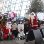 Beragam Event dan Dekorasi Tematik Sambut Penumpang Pesawat di Bandara AP II Pada Nataru