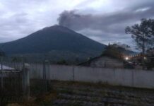 Maskapai Dilarang Terbang di Atas Gunung Kerinci