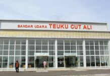 Beroperasinya Penerbangan di Bandara Teuku Cut Ali Buat Warga Aceh Selatan Kembali Bersemangat