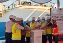 Kemenhub Lepas Pelayaran Perdana Tol Laut Tahun 2023 di Surabaya
