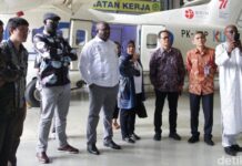 Pemerintah Guinea Tertarik Pesawat CN235 Produk PTDI