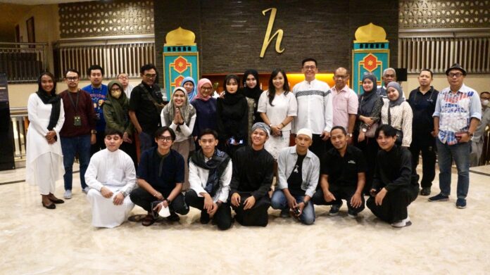 FOTO 28 Maret_Santan restoran MB 1