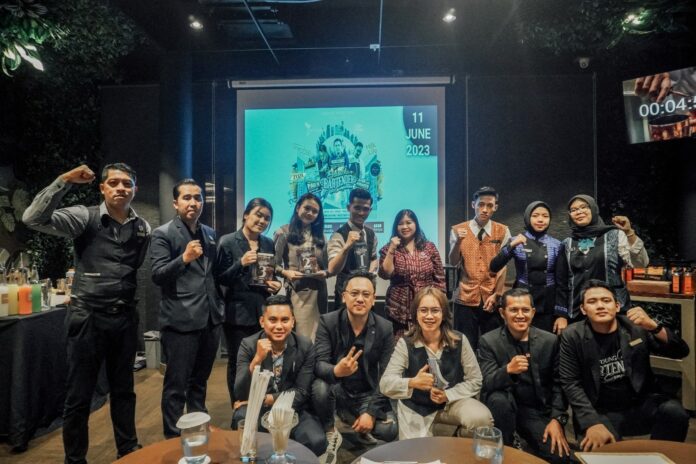 FOTO 12 Juni_Hotel malang bartender 1