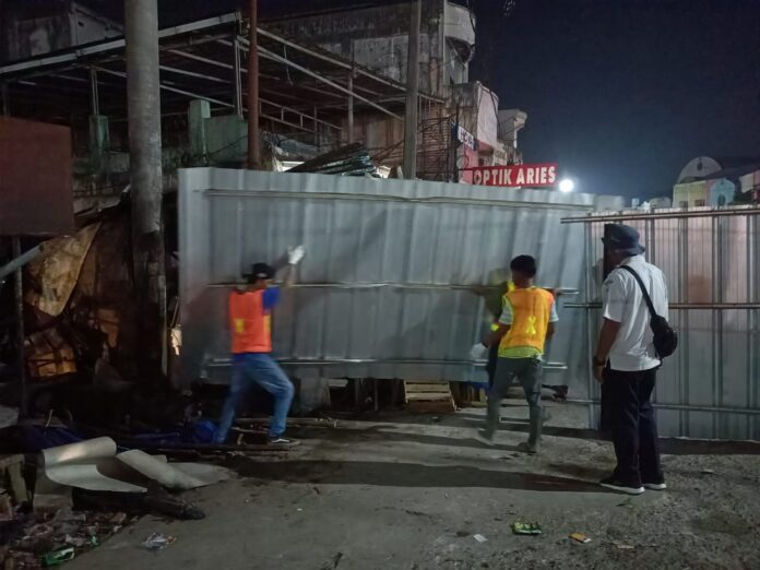 FOTO 13 Agustus_KAI Pembongkaran paksa