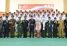 Plt Wali Kota Bekasi Kukuhkan Paskibraka Tingkat Kota Bekasi Tahun 2023