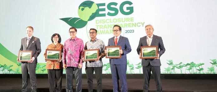 FOTO 16 Des_ajang ESG Disclosure Transparency Awards 2023 yang dilaksanakan oleh Bumi Global Karbon (BGK) Foundation dan Investortrust