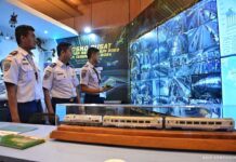 Posko Pemantauan H-6 Jelang Libur Natal Pergerakan Penumpang KA Mulai Ramai