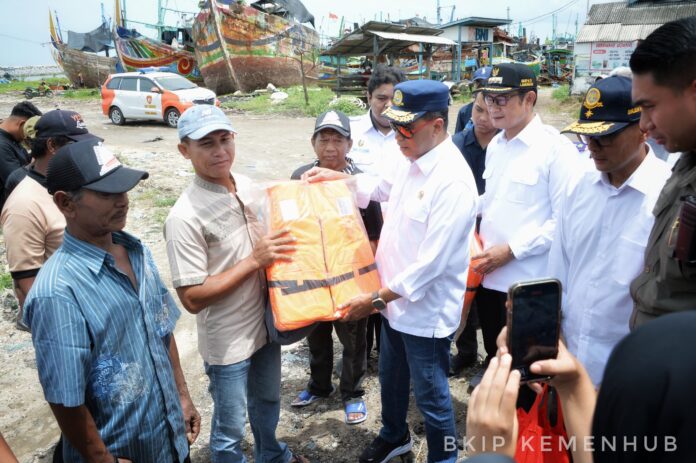 FOTO 22 Jan_Kepedulian Menteri Perhubungan (Menhub) Budi Karya Sumadi dengan perbaikan pelabuhan perikanan. dok. kemenhub