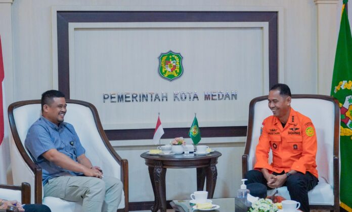 FOTO 31 Jan_Saat menerima kunjungan Kepala Kantor Pencarian dan Pertolongan (Basarnas) Kota Medan Mustari di Balai Kota Medan. dok. pemkomedan.go.id