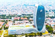 Kinerja Pelindo Makin Solid dengan Arus Peti Kemas 2023 Tembus 17,7 Juta TEUs