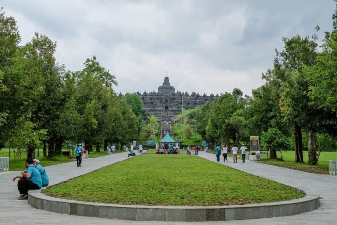 FOTO 18 April_Destinasi wisata Candi Borobudur di Kabupaten Magelang, Jawa Tengah. (dok. kemenparekraf)