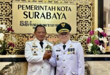 Penjabat Wali Kota Bekasi Hadiri Peringatan Hari Otoda di Surabaya