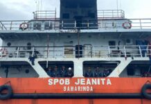 Aksi Cepat KPLP Kemenhub Evakuasi dan Padamkan Kebakaran Kapal SPOB Jeanita di Perairan Tanjung Uban