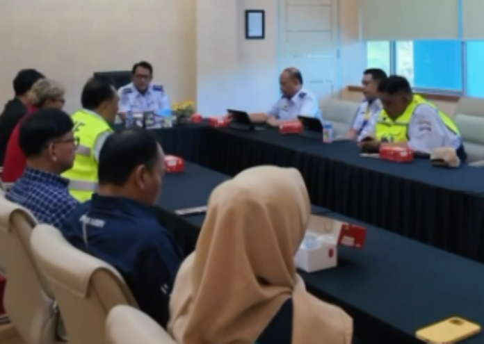 FOTO 31 Mei_Kantor Otoritas Bandar Udara Wilayah V Makassar pada 29 Mei 2024 menerima Kunjungan Management Vietjet Air.