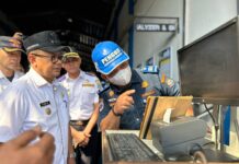 Penjabat Wali Kota Bekasi Sidak Pengujian Dishub Menekankan Tidak Adanya Pungli