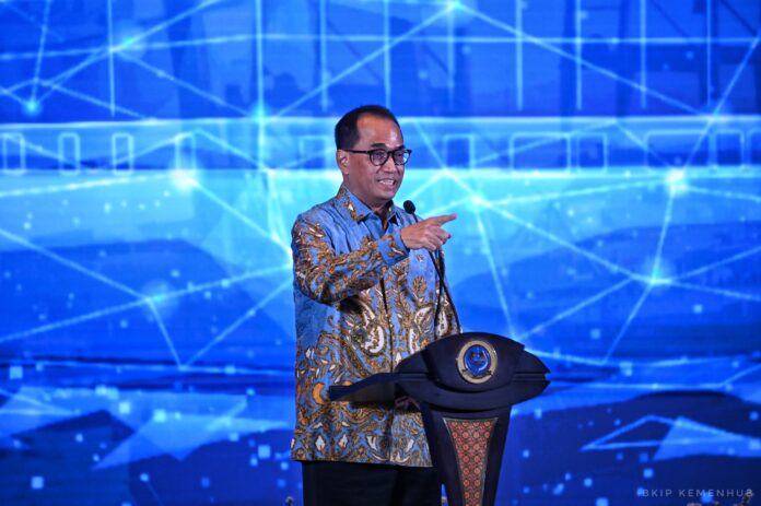 FOTO 17 Juli_Seminar dengan tema Capaian Digitalisasi Transportasi Laut Untuk Logistik Indonesia di Jakarta. 1