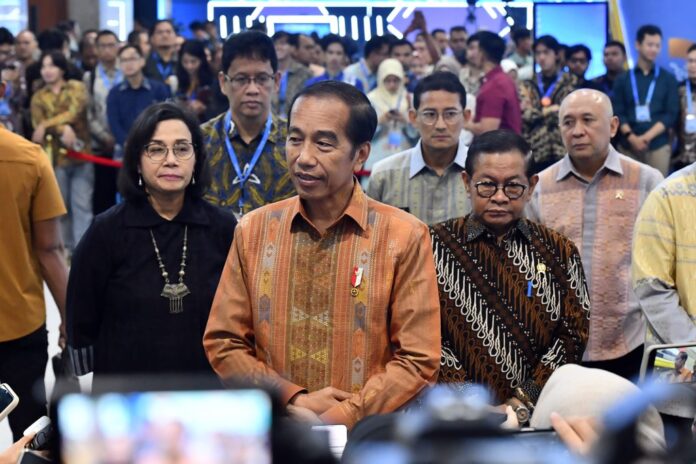 FOTO 1 Agutsus_Presiden di jakarta