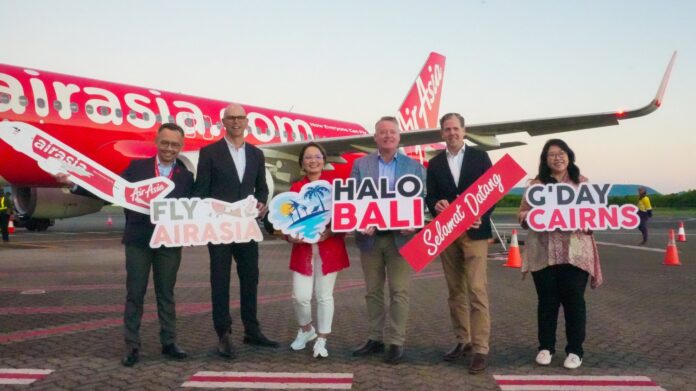 FOTO 18 Agustus_Penerbangan perdana rute Bali - Cairns yang juga resmi menghubungkan penumpang dari Indonesia ke Tropical North Queensland, Australia.