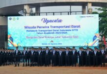 Kepala BPSDMP Tekankan Pentingnya Sinergi Pentahelix saat Wisuda PTDI – STTD