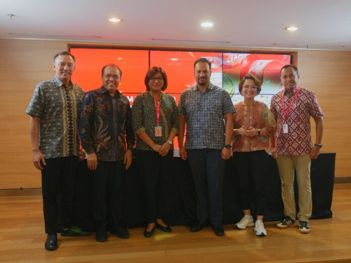 FOTO 25 Agustus_Jajaran AirAsia Indonesia.