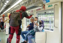 Satu Tahun Layani LRT Jabodebek Rayakan dengan Merangkul Penggemar E-Sport dan Cosplay