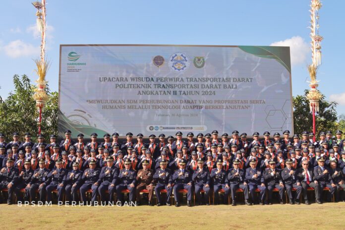 FOTO 31 Agustus_Wisuda bali 2