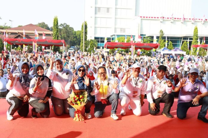 FOTO 5 Agustus_Gebyar Peringatan Hari Koperasi Tingkat Kota Bekasi Ke-77 Tahun 2024 di Plaza Wali Kota Bekasi.