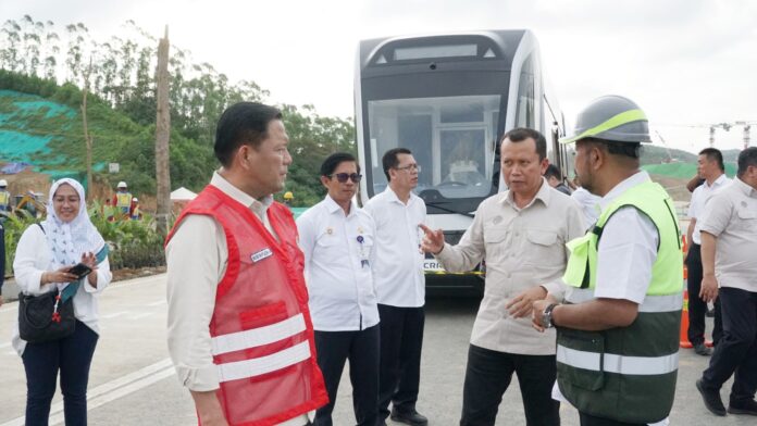 FOTO 7 Agustus_Kunjungan Direktur Jenderal Perhubungan Darat (Dirjen Hubdat) Irjen Pol Risyapudin Nursin untuk cek kesiapan transportasi darat di Ibu Kota Nusantara (IKN).