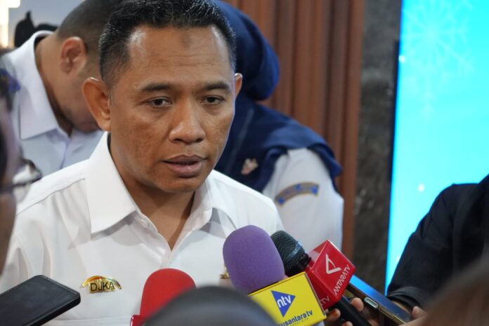FOTO 5 Des_Penjelasan Direktur Lalu Lintas dan Angkutan Kereta Api Arif Anwar 1