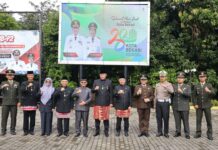 HUT ke-28 Kota Bekasi, Tri Adhianto dan Haris Bobihoe Sumbangkan Gaji Pertama untuk Warga Terdampak Banjir