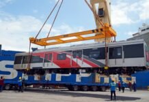 Kedatangan Dua Trainset KRL Baru KAI Commuter