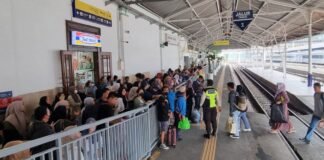 Sebanyak 10 Juta Pelanggan Commuter Line Area VIII Surabaya Terlayani KAI hingga Juli 2026