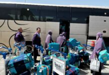 Penerbangan Perdana Sebanyak 44 Jemaah Haji Khusus Tiba di Bandara Taif