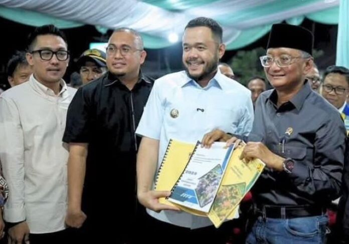FOTO 3 Mei_Kementerian PU upayakan penanganan banjir puluhan tahun di Padang INI