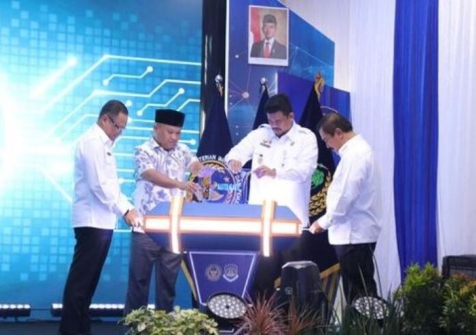 FOTO 25 Juni_Peresmian pengoperasian 30 autogate di Bandara Internasional Kualanamu. (dok. istimewa) 1