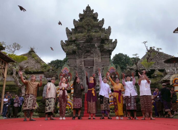FOTO 11 Juli_Kegiatan PT Pelabuhan Indonesia (Pelindo) mendukung acara Penglipuran Village Festival XII di Desa Adat Penglipuran, Kabupaten Bangli