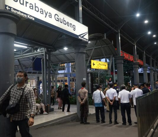KAI Commuter Area 8 Surabaya Layani Hampir Satu Juta Pengguna Saat Lebaran 2026