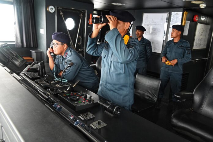 FOTO 5 Juli_Upaya pencarian dan penyelamatan (Search and Rescue SAR) terhadap korban KMP