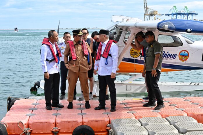 FOTO 11 Agst_Pelepasan (launching) Pesawat Amfibi dan Penandatanganan Prasasti Groundbreaking Water Aeodrome 1