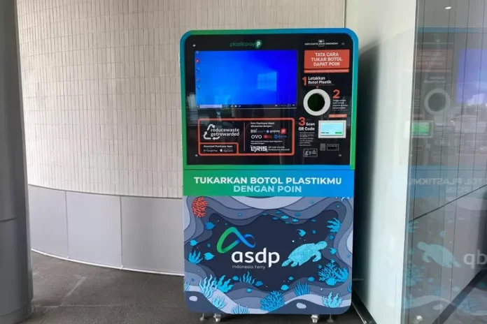 FOTO 22 Agst_Penerapan Reverse Vending Machine (RVM) PT ASDP di beberapa titik bekerja sama dengan . (dok. istimewa)