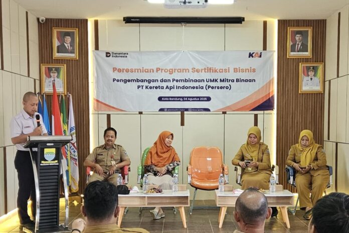 FOTO 6 Agst_Kegiatan pelaksanaan Program Sertifikasi Bisnis guna mendukung pengembangan Usaha Mikro, Kecil dan Menengah