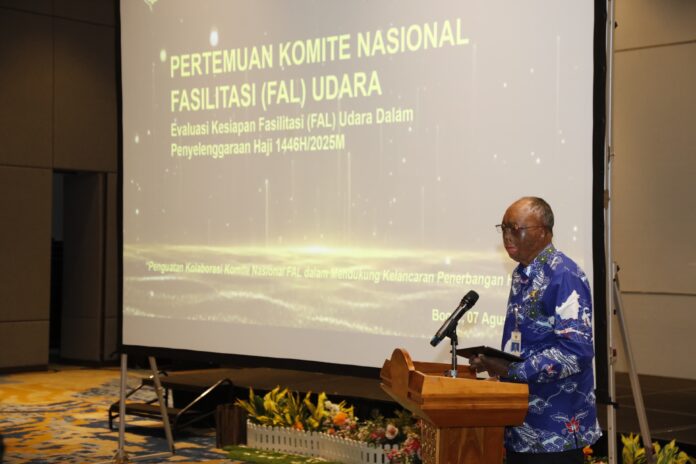 FOTO 7 Agst_Direktur Keamanan Penerbangan Capt. Sigit Hani Hadiyanto dalam