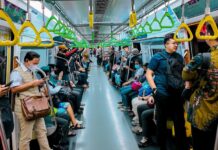 Commuter Line Jadi Transportasi Publik Pilihan Utama Masyarakat