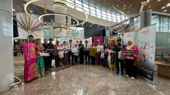 FOTO 15 Sept_Maskapai Batik Air secara resmi membuka rute langsung Kuala Lumpur - Palembang pergi pulang (pp). dok. batikair