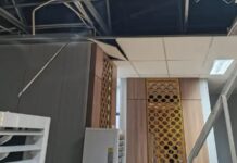 Plafon Bandara Douw Aturure Nabire Runtuh dan Kaca Pecah saat Gempa Magnitudo6.6