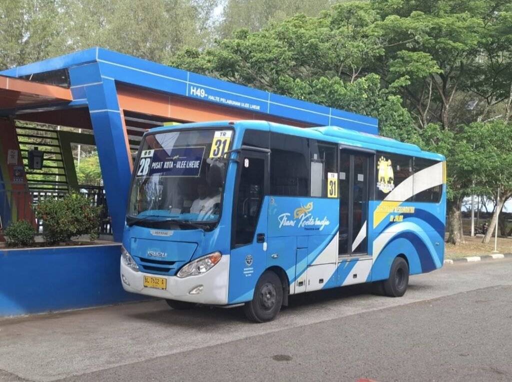 Bus Trans Koetaradja: Bukti Nyata Transportasi Publik Gratis Itu Ada ...